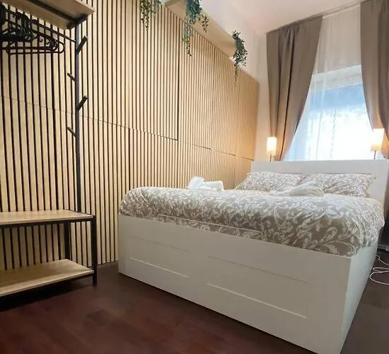 Dr House Luxury * Rome