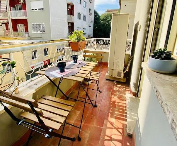 Dr House Luxury * Rome